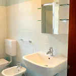 Luminous Flat In Lignano-beahost شقة *