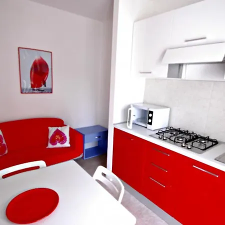 Luminous Flat In Lignano-beahost لينانو سابيادورو