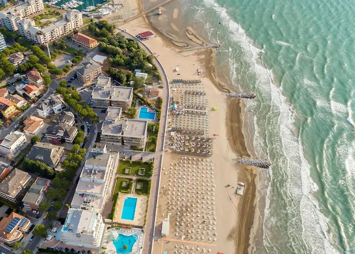 Luminous Flat In Lignano-beahost Apartman *